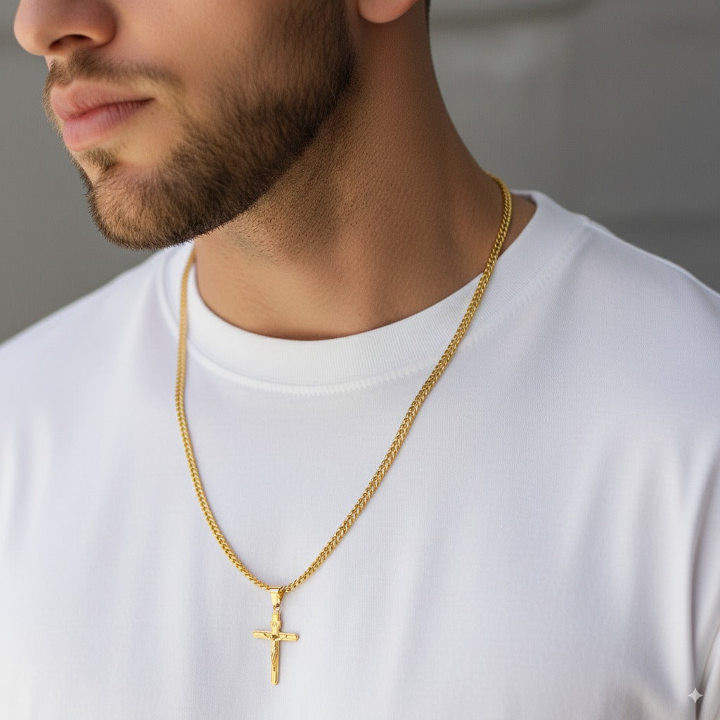 Colar Masculino com Pingente de Cruz – Banho Dourado Premium