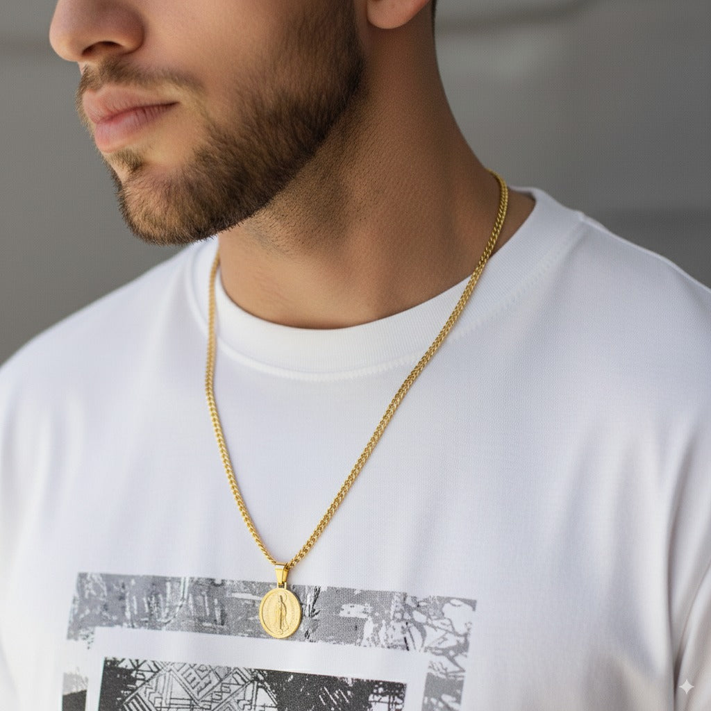 Colar Masculino com Pingente Medalha Religiosa – Banho Dourado Premium 5mm
