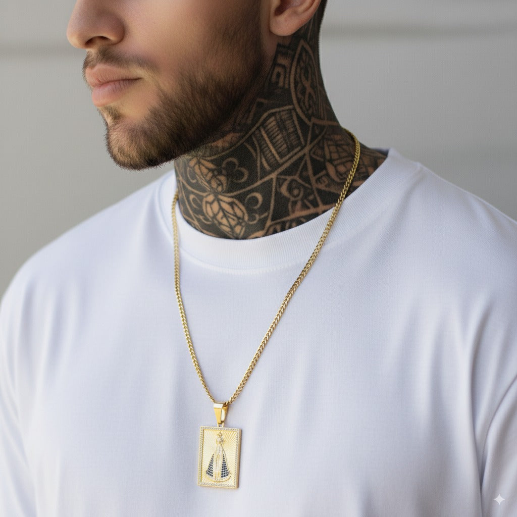 Colar Grumet com Pingente Medalha da Virgem – Banho Dourado Premium 8mm